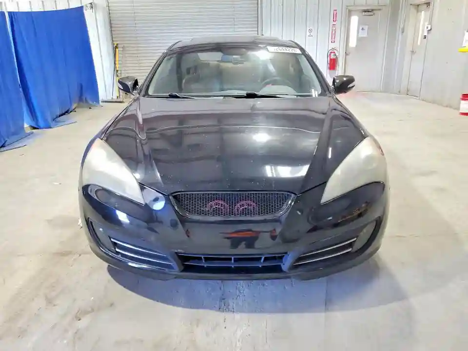 KMHHU6KH5AU003513 2010 HYUNDAI GENESIS-4