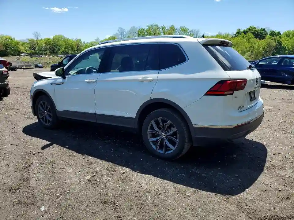 3VV2B7AX6NM169503 2022 VOLKSWAGEN TIGUAN-1