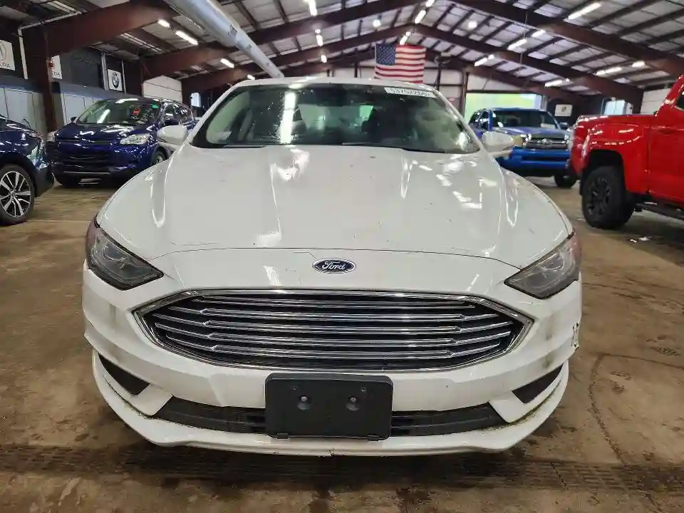 3FA6P0H75JR117300 2018 FORD FUSION-4