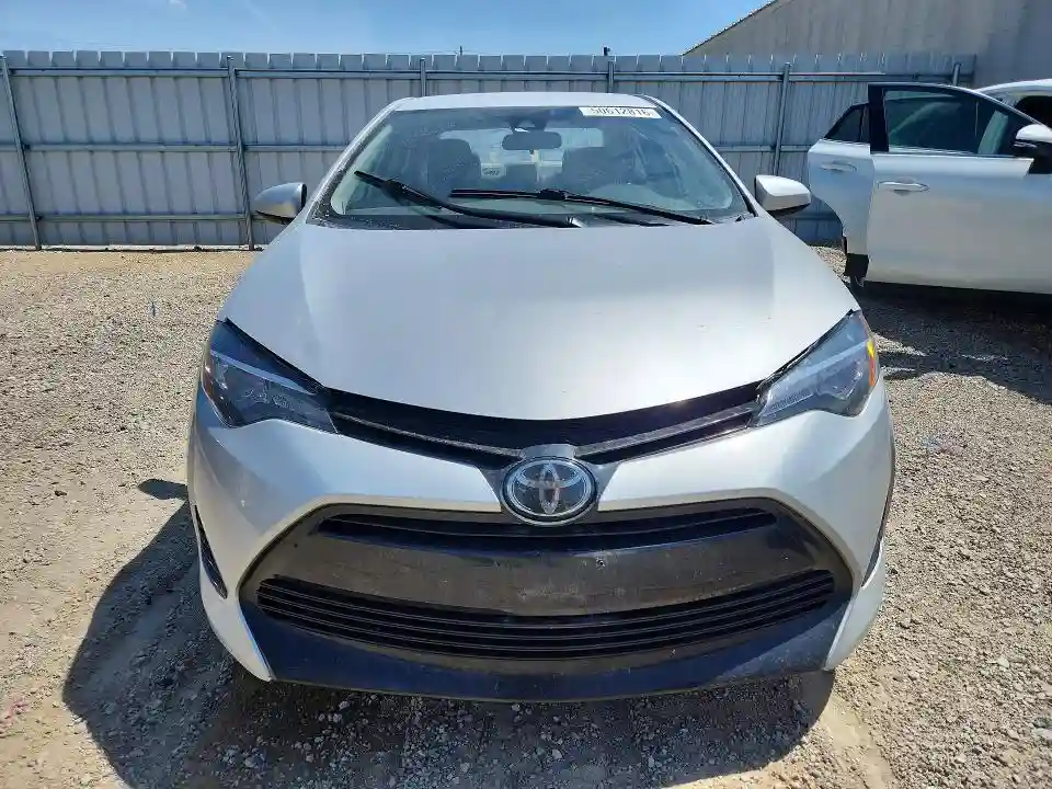 5YFBURHE6JP775914 2018 TOYOTA COROLLA-4
