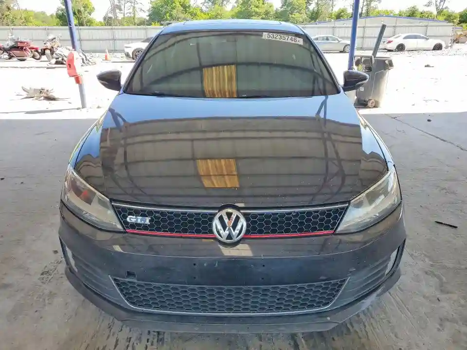 3VW4T7AJ1FM334615 2015 VOLKSWAGEN JETTA-4