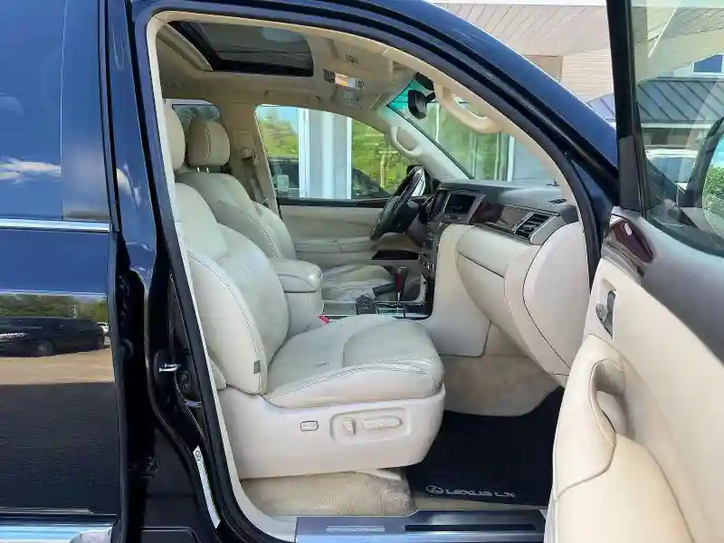 JTJHY7AX9F4181761 2015 LEXUS LX570-4