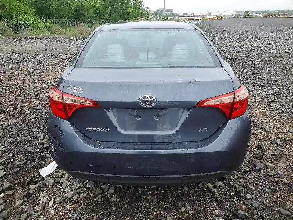 5YFBURHE4JP838976 2018 TOYOTA COROLLA-5