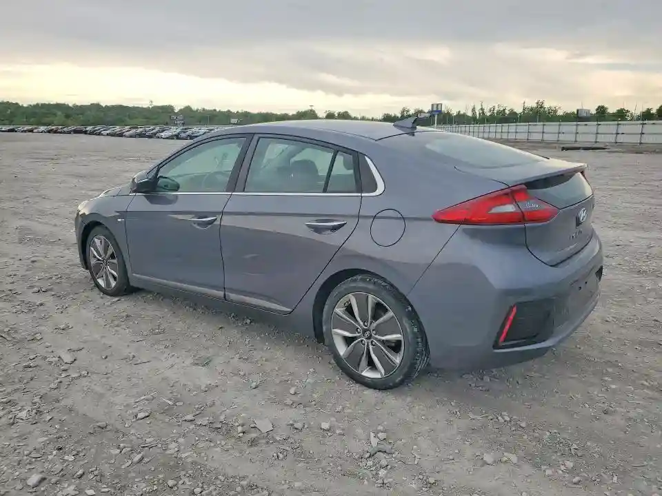 KMHC05LC4HU018839 2017 HYUNDAI IONIQ-1