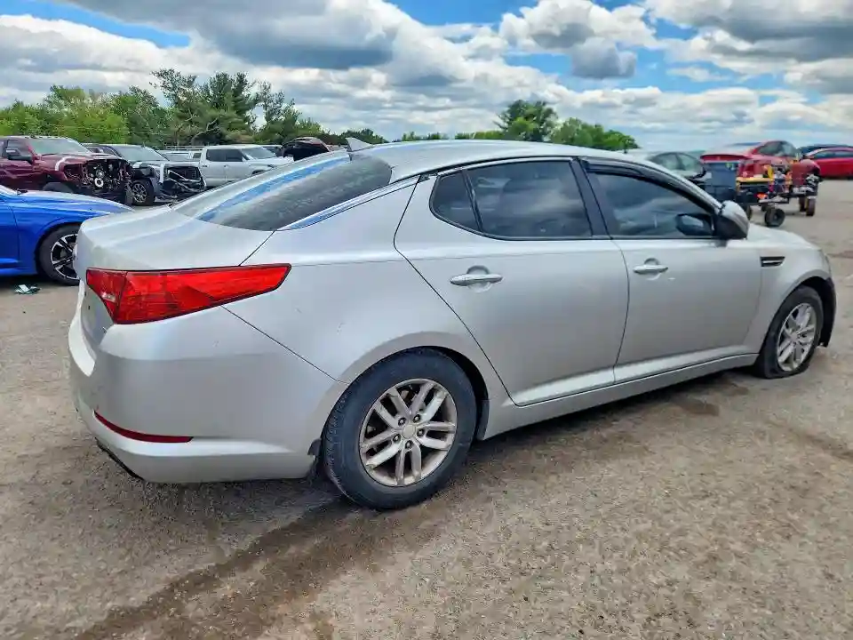KNAGM4A74D5421182 2013 KIA OPTIMA-2