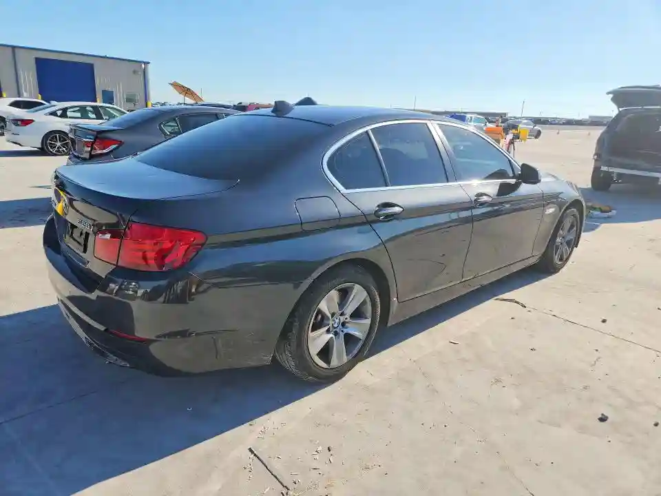 WBAXH5C50DDW15574 2013 BMW 5 SERIES-2