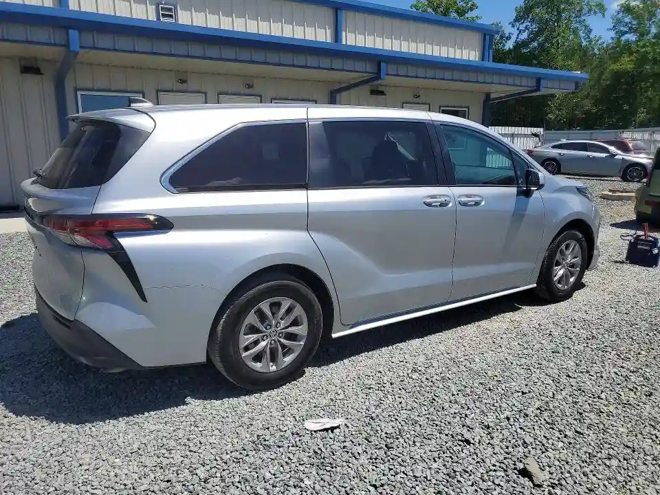 5TDKRKEC3NS115631 2022 TOYOTA ALL MODELS-2