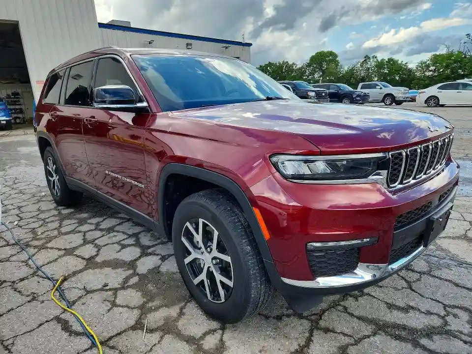 1C4RJJBG1P8843589 2023 JEEP CHEROKEE-3