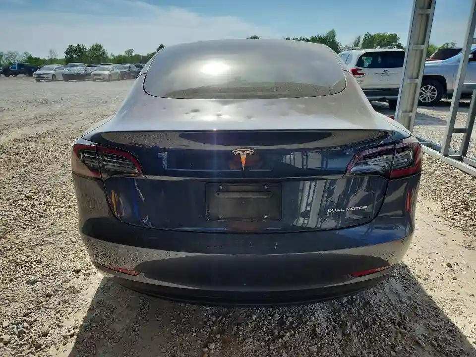 5YJ3E1EB2MF044099 2021 TESLA MODEL 3-5