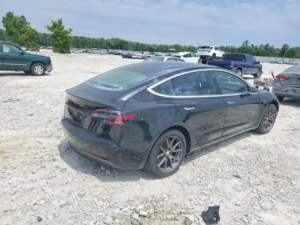 5YJ3E1EA4KF306578 2019 TESLA MODEL 3-2