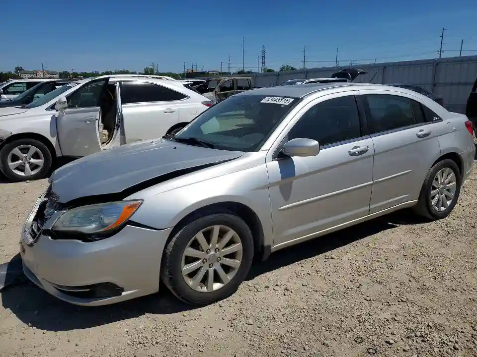 1C3CCBBB4CN240680 2012 CHRYSLER 200-0
