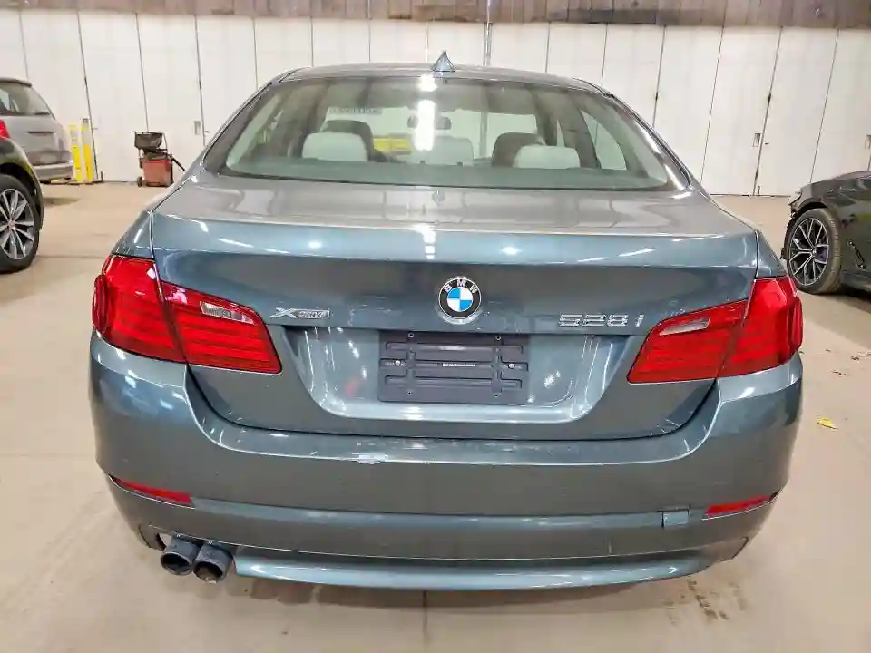 WBAXH5C56DDW13831 2013 BMW 5 SERIES-5
