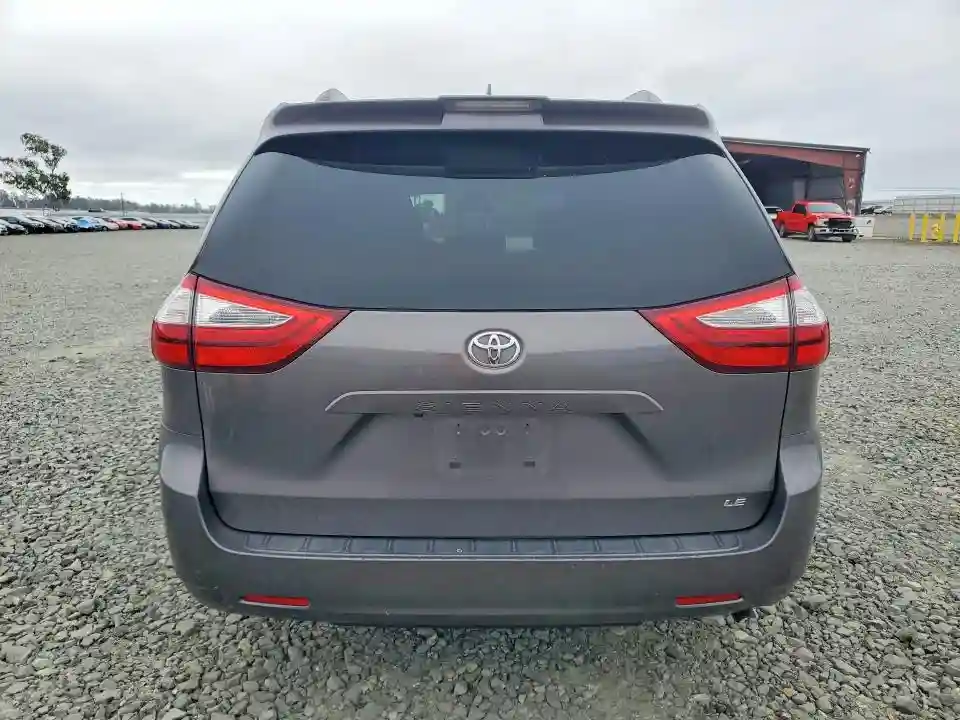 5TDKZ3DC9JS949839 2018 TOYOTA SIENNA-5