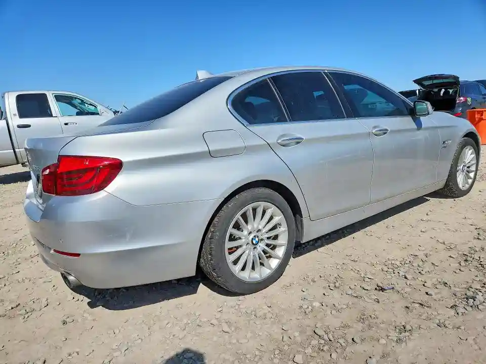 WBAFU7C58BC870091 2011 BMW 5 SERIES-2