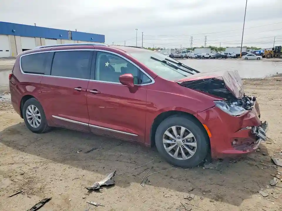 2C4RC1EG6JR104154 2018 CHRYSLER PACIFICA-3