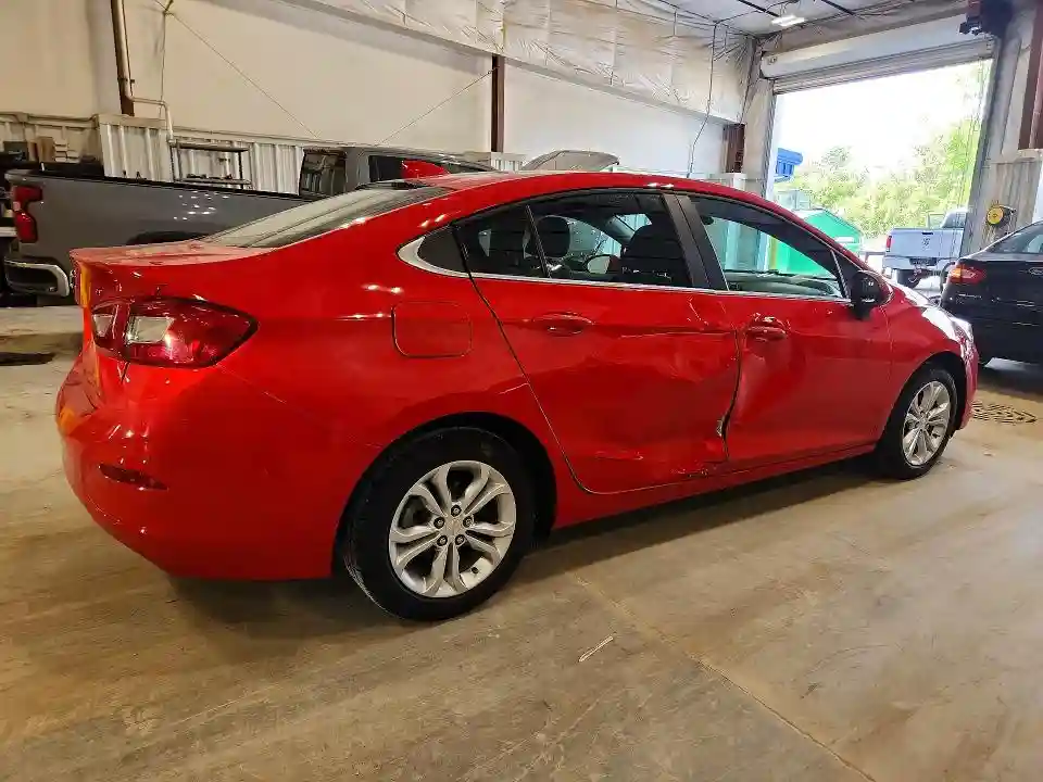 1G1BE5SM9K7141711 2019 CHEVROLET CRUZE-2