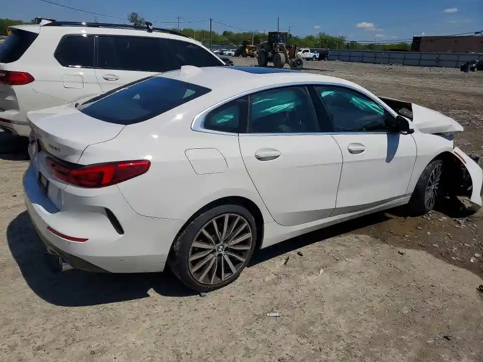 WBA73AK0XM7H43271 2021 BMW 2 SERIES-2