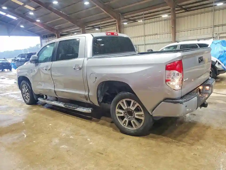 5TFAW5F13JX749609 2018 TOYOTA TUNDRA-1