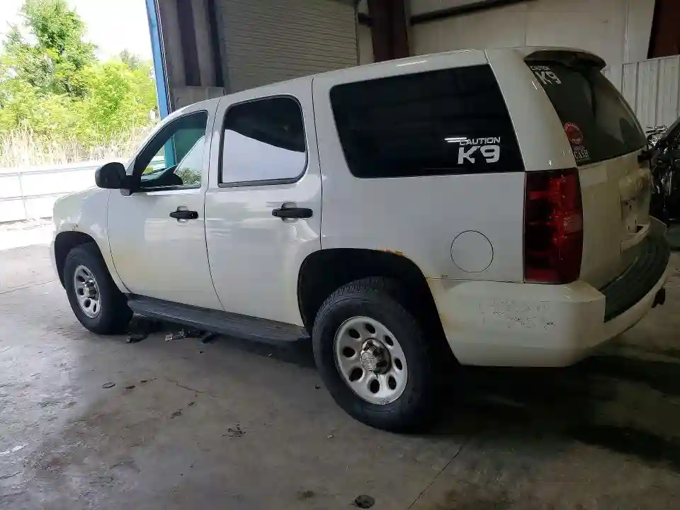1GNSK2E01BR136716 2011 CHEVROLET TAHOE-1