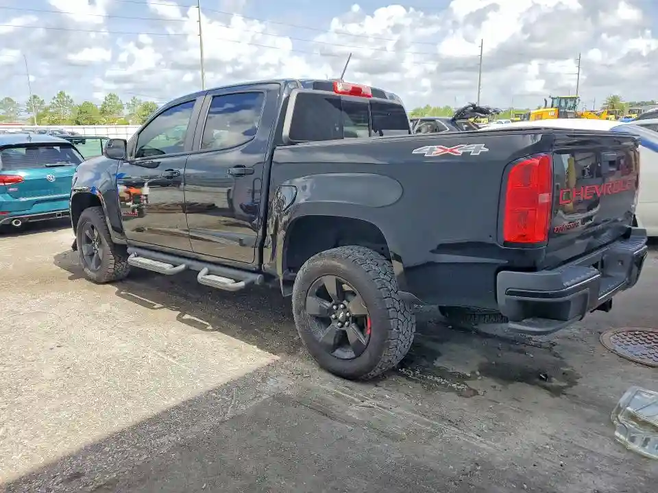 1GCGTCEN2M1142071 2021 CHEVROLET COLORADO-1
