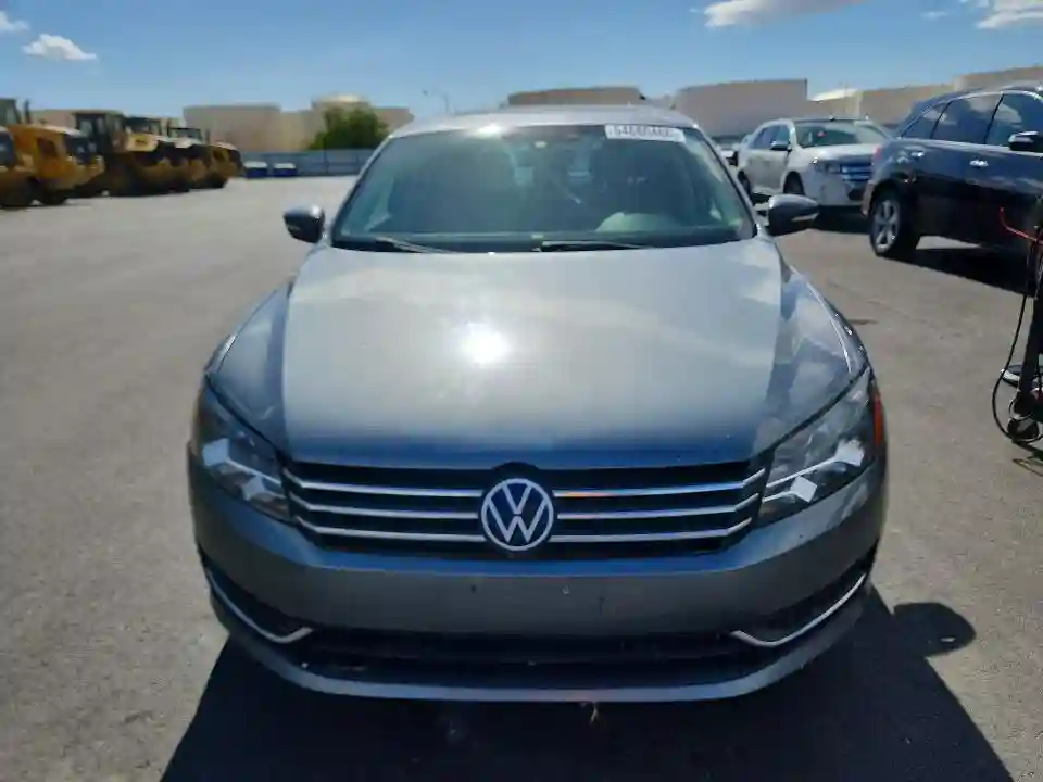 1VWBT7A32EC038365 2014 VOLKSWAGEN PASSAT-4