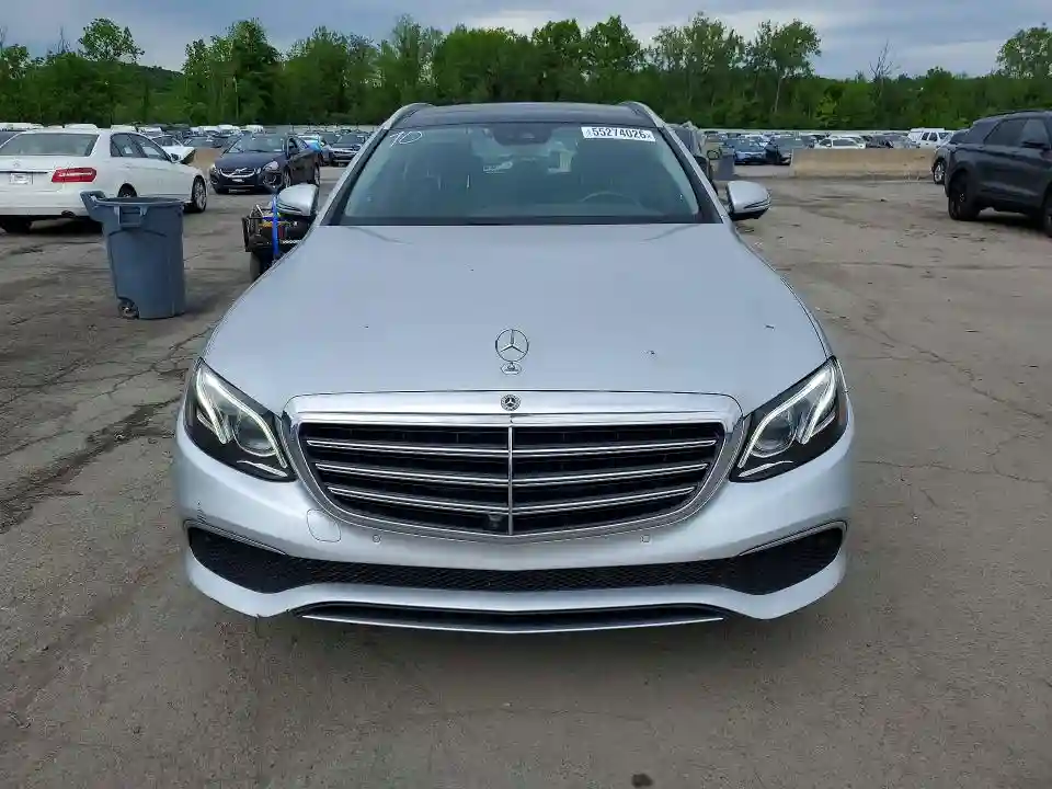 WDDZH6JB2KA572533 2019 MERCEDES-BENZ E-CLASS-4