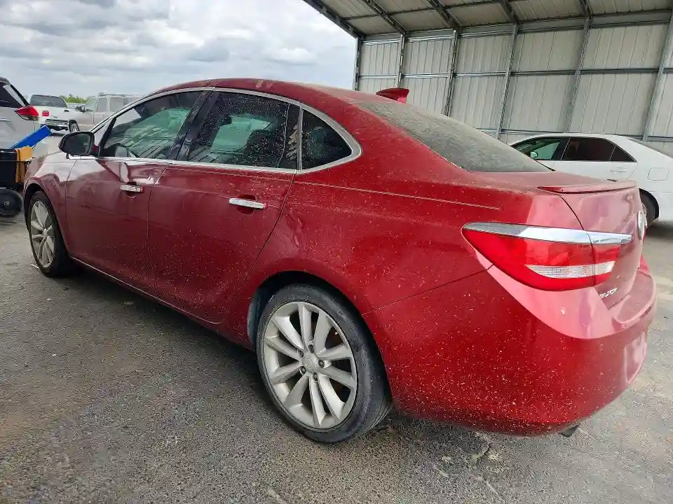 1G4PT5SV0G4133108 2016 BUICK VERANO-1