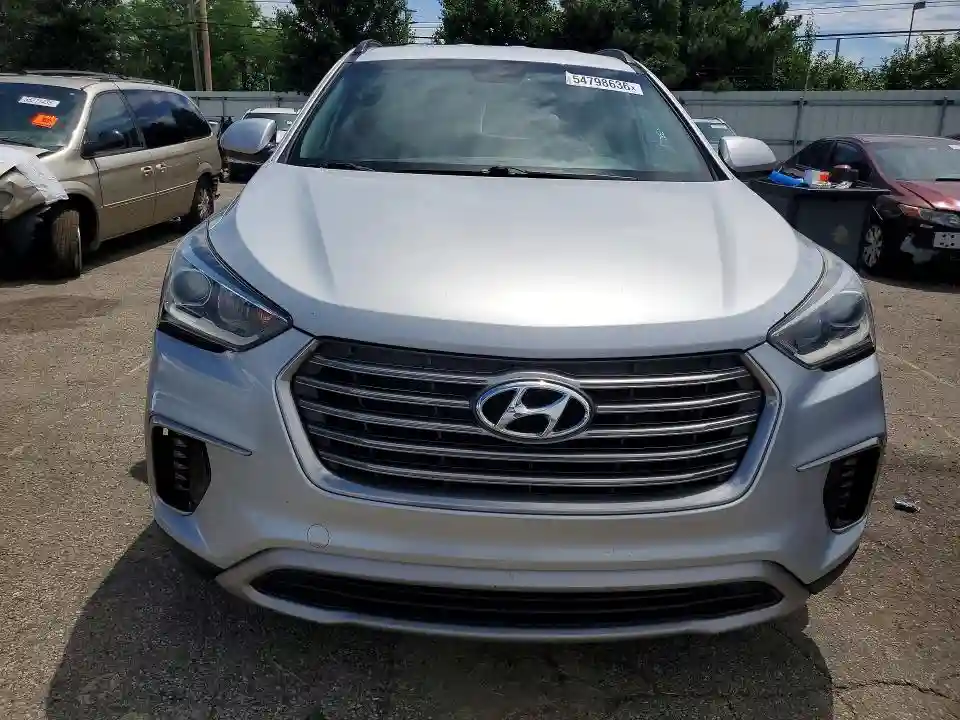 KM8SMDHF3HU170642 2017 HYUNDAI SANTA FE-4