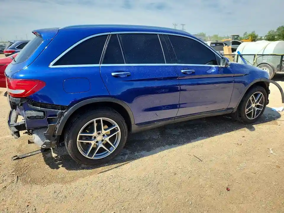 WDC0G4KB4HF118489 2017 MERCEDES-BENZ GLC-CLASS-2