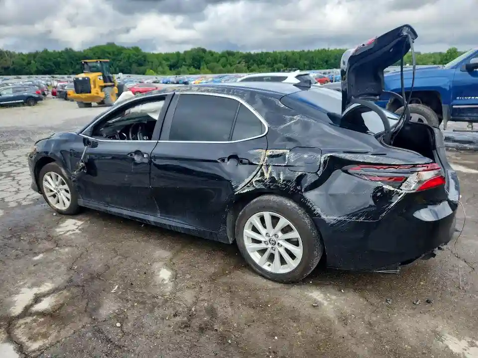 4T1C11AK3NU678494 2022 TOYOTA CAMRY-1