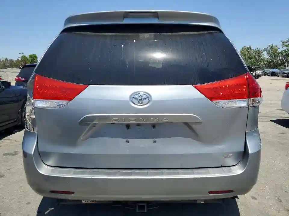 5TDKK3DCXDS341725 2013 TOYOTA SIENNA-5