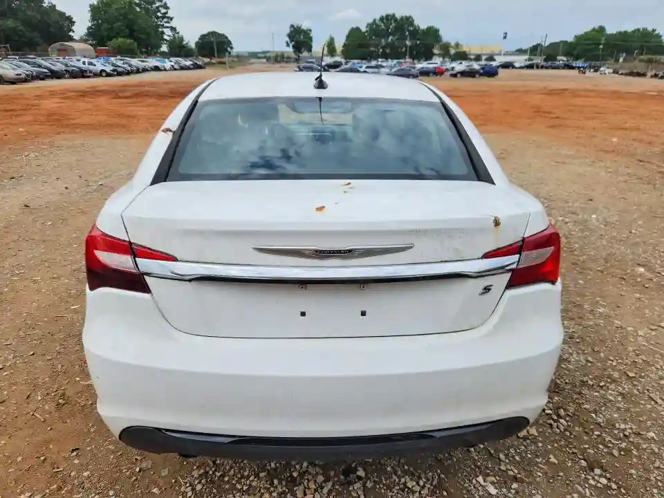 1C3CCBBG7CN305274 2012 CHRYSLER 200-5
