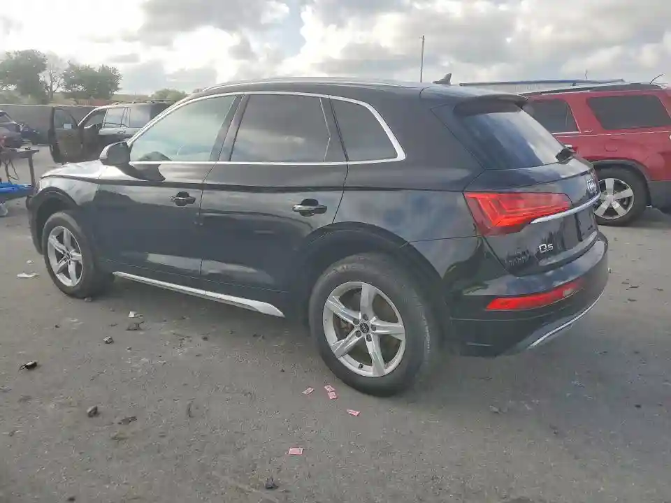 WA1AAAFY4M2055480 2021 AUDI Q5-1