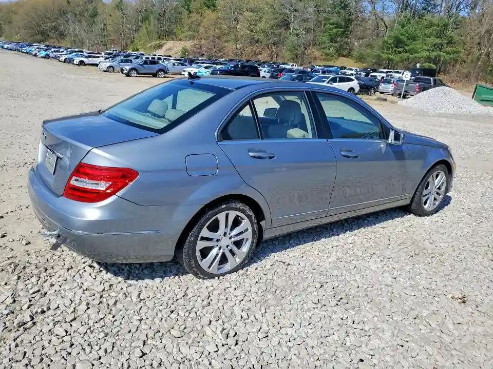WDDGF4HB7ER305899 2014 MERCEDES-BENZ C-CLASS-2