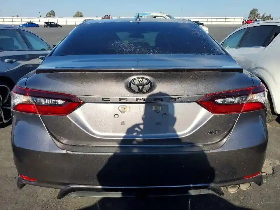 4T1G11AK7NU698202 2022 TOYOTA CAMRY-5