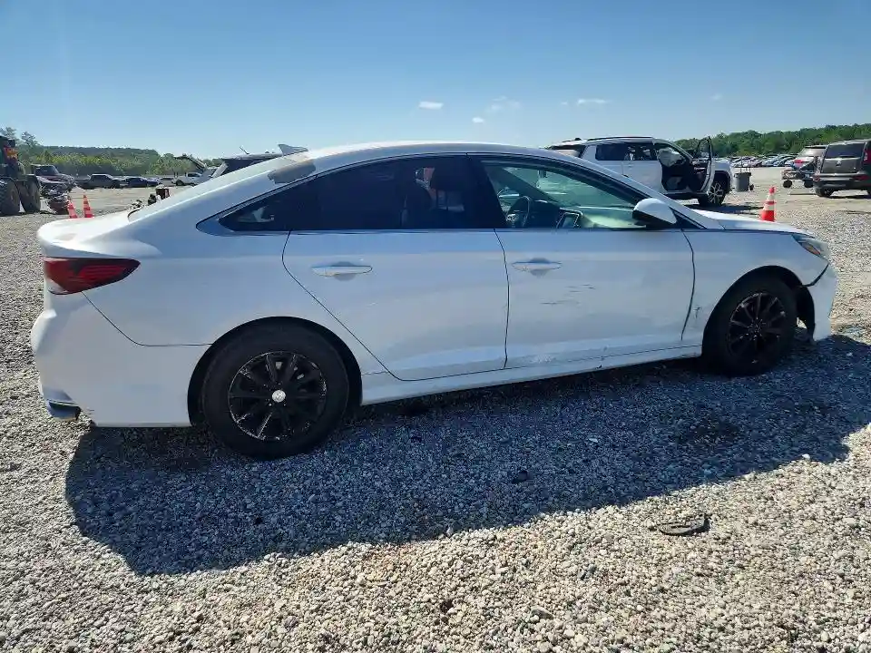 5NPE24AF7JH620407 2018 HYUNDAI SONATA-2