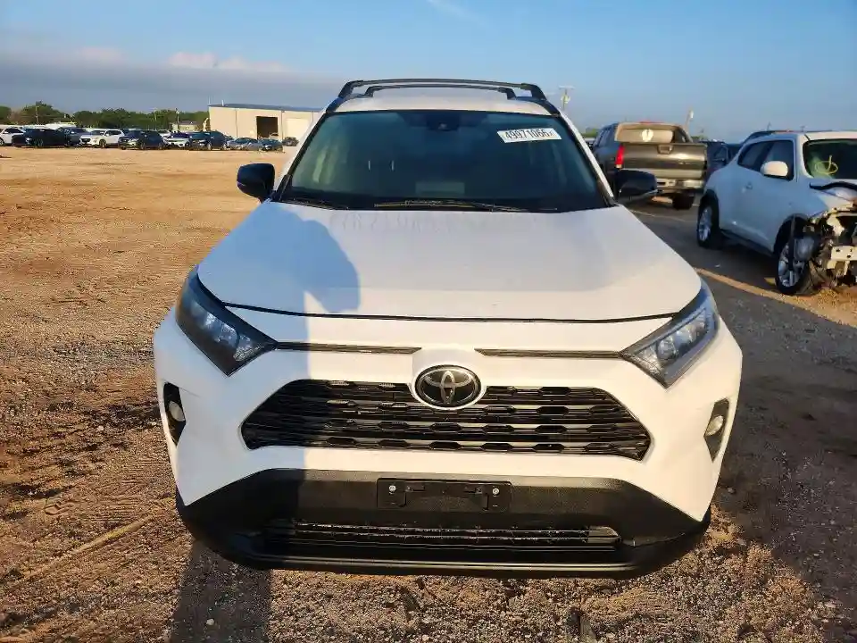 JTMH1RFV4KD511908 2019 TOYOTA RAV4-4