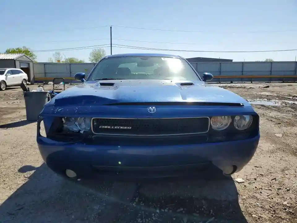 2B3CJ5DTXAH131124 2010 DODGE CHALLENGER-4