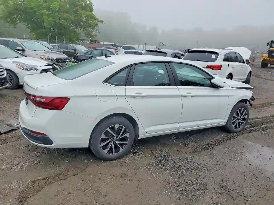 3VW5X7BU0SM070900 2025 VOLKSWAGEN JETTA-2
