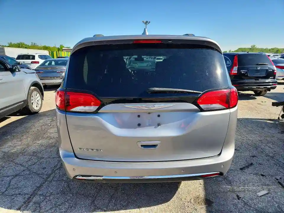 2C4RC1EG3HR614150 2017 CHRYSLER PACIFICA-5