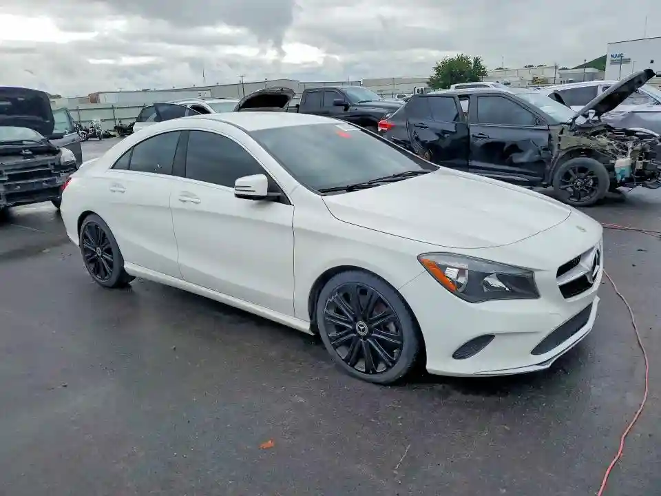 WDDSJ4EB8JN654133 2018 MERCEDES-BENZ CLA-CLASS-3