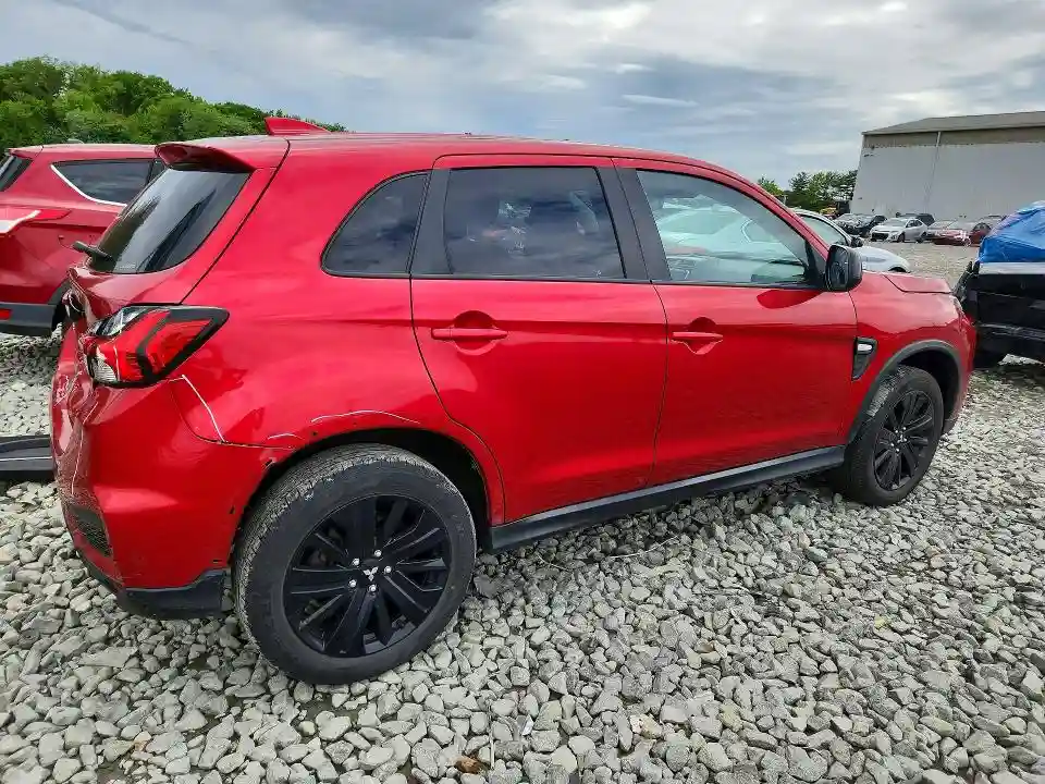 JA4ARUAUXNU017918 2022 MITSUBISHI OUTLANDER-2