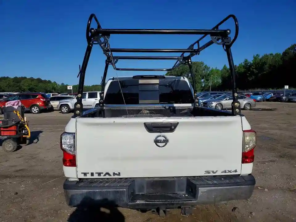 1N6AA1EJ8JN533336 2018 NISSAN TITAN-5