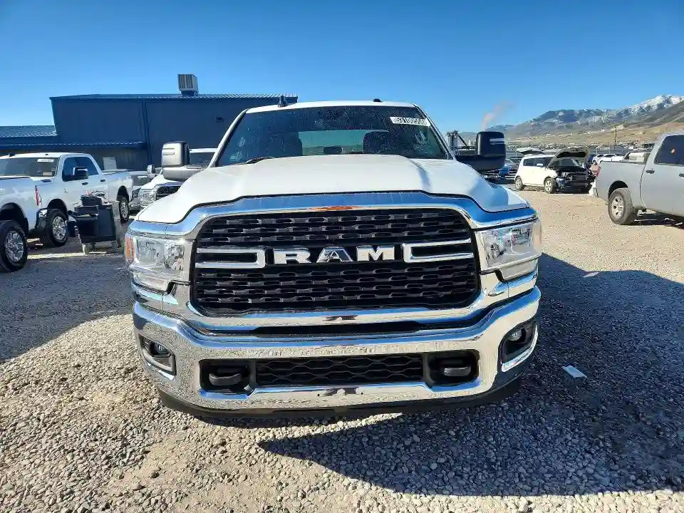3C6UR5DL1PG537644 2023 RAM 2500-4