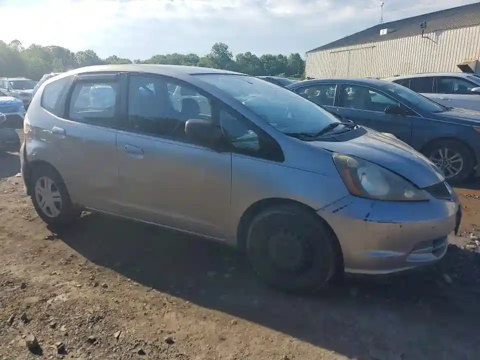 JHMGE8H25AS013092 2010 HONDA FIT-3