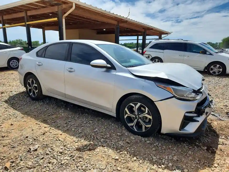 3KPF24AD0KE026900 2019 KIA FORTE-3