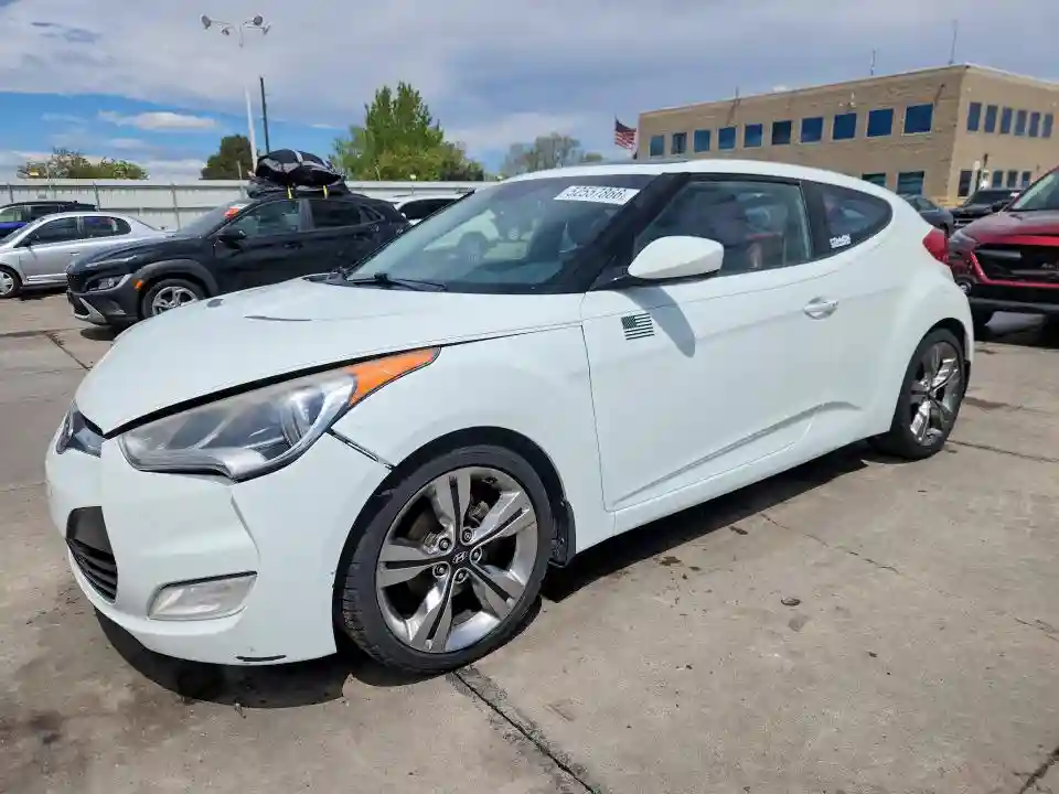 KMHTC6AD4CU028143 2012 HYUNDAI VELOSTER-0