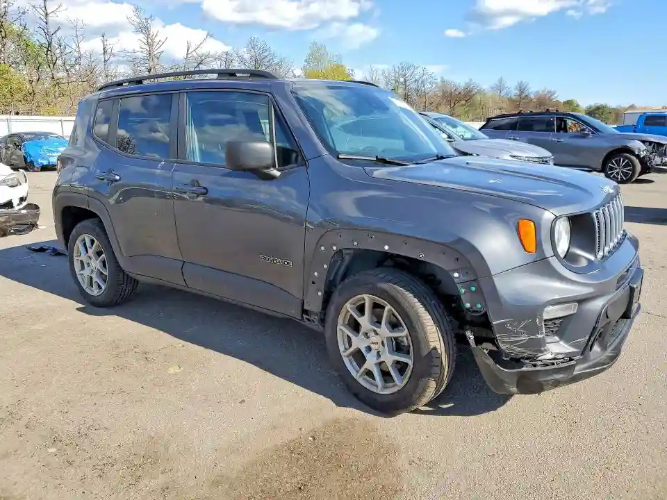 ZACNJDB18NPN48133 2022 JEEP RENEGADE-3