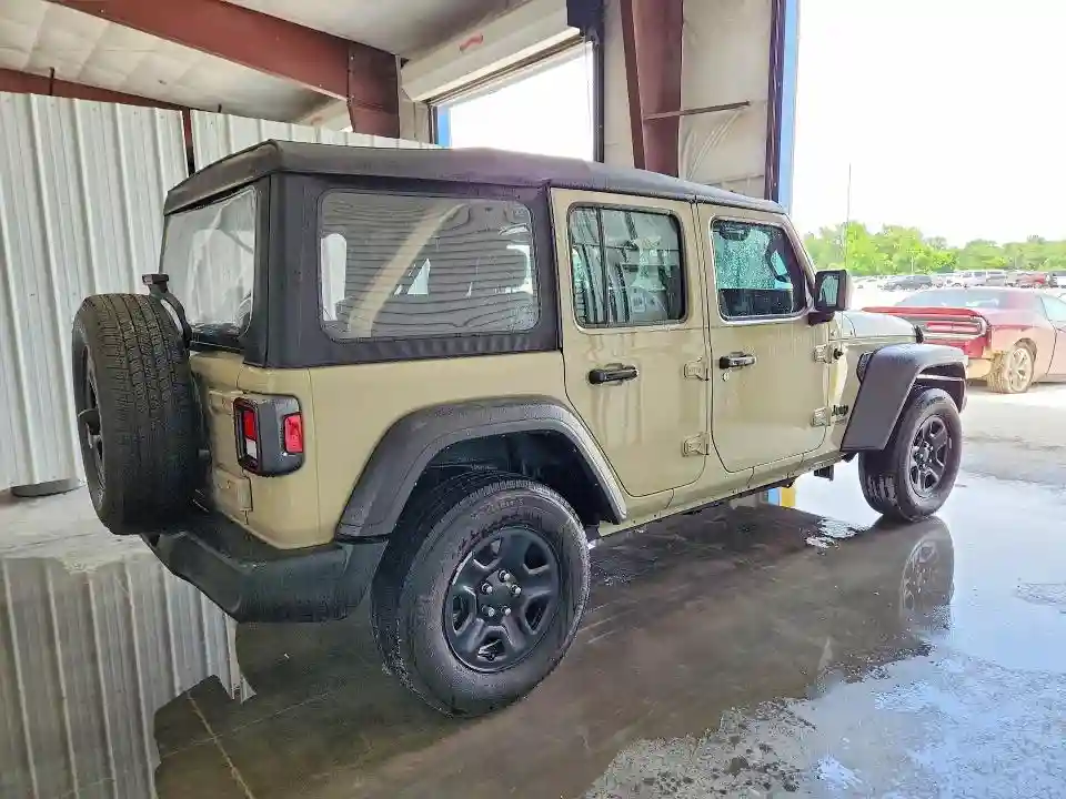 1C4HJXDG8NW227103 2022 JEEP WRANGLER-2