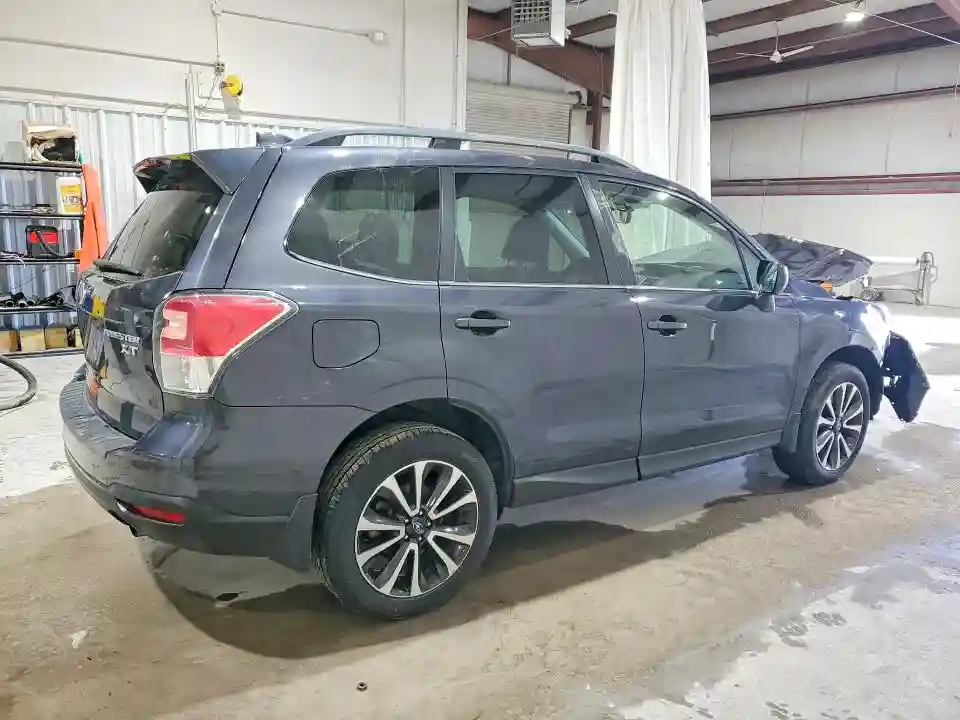 JF2SJGEC7JH558451 2018 SUBARU FORESTER-2